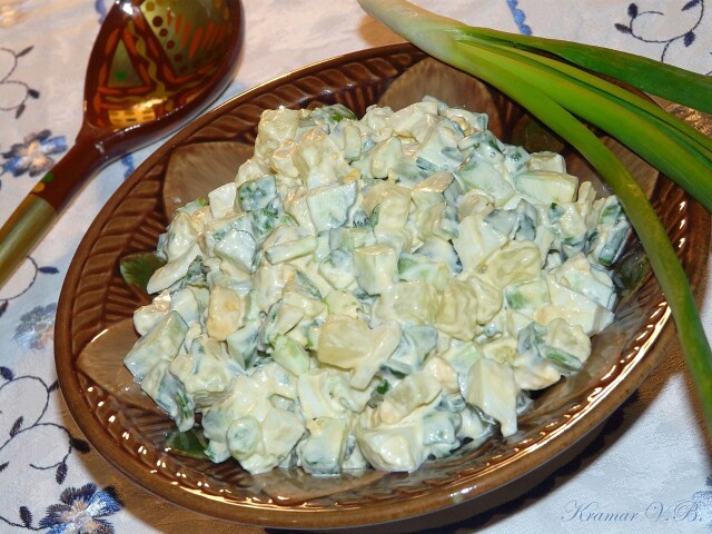 i-2021-01-23T221726.867 Салат " Домашний" с картофелем и зелёным луком.