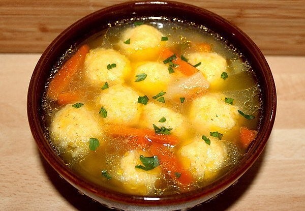 1-82 Суп сырный с клецками